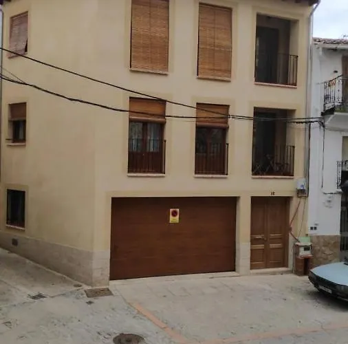 Doctor Fleming Apartment *