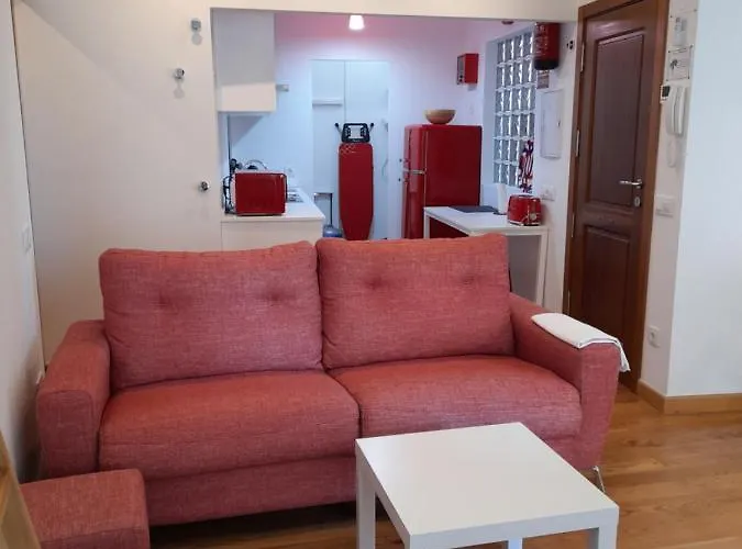 Doctor Fleming Apartment *